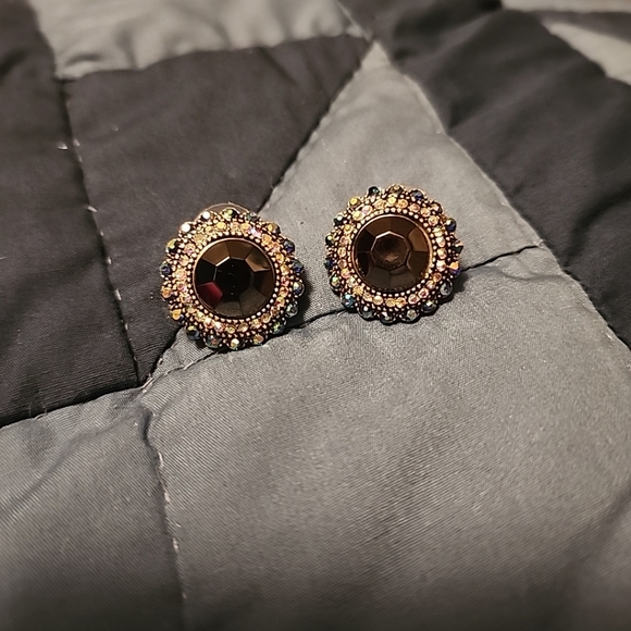 Betsey Johnson Crystal Earring - Picture 2 of 3